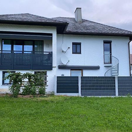 Wohnhaus City Sued Herzogsdorf Eksteriør billede