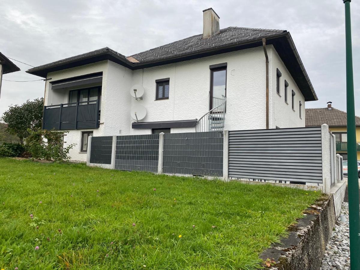Wohnhaus City Sued Herzogsdorf Eksteriør billede